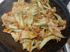 干锅牛肉粒花菜-新梅华餐厅(星悦汇店)