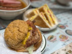 猪扒菠萝包-华嫂冰室(尖沙咀店)