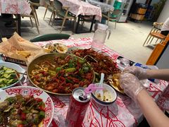 -老班长·小龙虾·鲜货烧烤大排档(金街美地店)