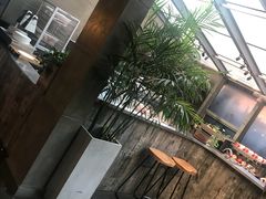 -HIGH FIVE哈福手工汉堡(桂林路店)