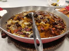-鑫巴蜀小镇 · 水煮鱼专研店(玉桥店)