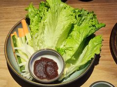生菜-烧肉达人•炭火烧肉(新天地店)