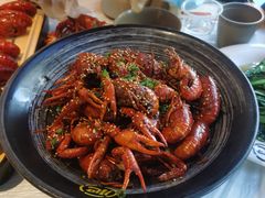 -肥肥虾庄·金牌油焖大虾(首义路店)