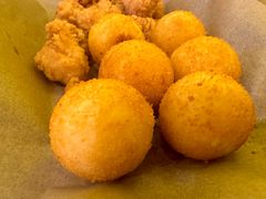 -尊宝比萨(华景新城店)