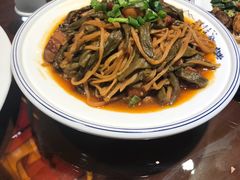 -那家老院子东北菜·饺子·小鸡炖蘑菇(艳华街店)