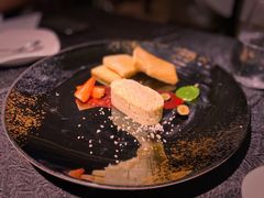法式白玉芝士豆腐佐香酥黄油面包-燃扒房Steakhouse(皇庭店)