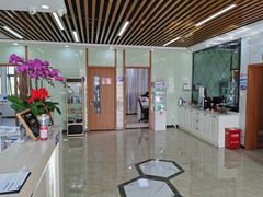 -茂菊口腔连锁(浦东南路店)