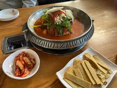 -喇喇排骨火锅·传统韩式脊骨汤(望京西园总店)