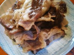 精品牛五花-唯成•韩国炭火烤肉 유성고기