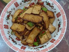 -湖南人家湘菜馆(镇江路店)