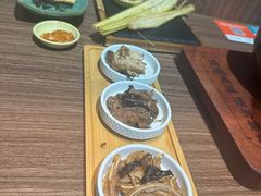 -良米山·云南野生菌过桥米线(上海首店)