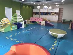 -乐融婴幼儿成长中心(四季青校区)