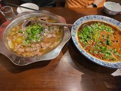 -谢老五跷脚牛肉·非遗传承店