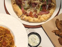 -必胜客(松雷店)