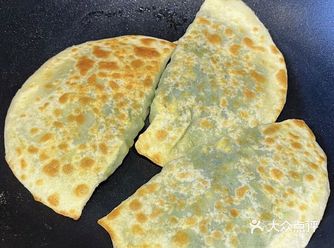 这也太香了吧!我真的觉得韭菜盒子比香水要香的多!「万