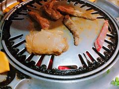 -哈哈碳都·牛肋条无限自助烤肉(台江万达店)