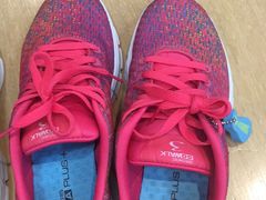 -SKECHERS 斯凯奇(上海国际时尚中心店)