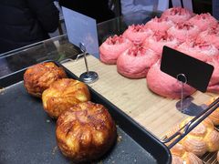 -Yearn Tours妍图(昆山万象汇店)