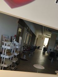 -Mentor Hair Salon