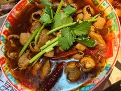 柴火肥肠-耙吉吉川味小酒馆(本地人回头店)