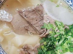 -东大桥小国抻面烧烤(长通路店)