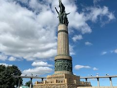 -人民防洪胜利纪念塔