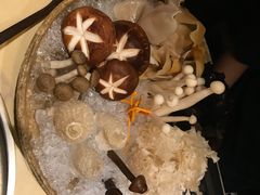 -余欢领鲜火锅(新街口店)