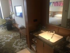 -武汉武昌站街道口华美达安可酒店