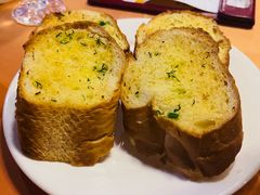 奶蒜白包-老井俄式餐厅