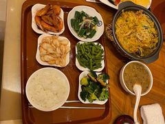 -白金汉爵大酒店-24小时餐厅
