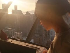 -Top Of Vancouver Revolving Restaurant