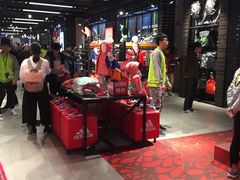 -adidas(正佳广场店)
