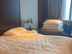 -上海龙之梦万丽酒店