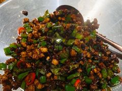 黑三剁-云海肴·汽锅鸡·云南代表菜(天山百盛优客店)