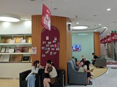 -雅悦齿科(顾村公园店)