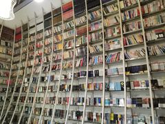 -钟书阁(松江泰晤士小镇店)