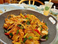 锅仔鲜笋炒腊肉-肘子酥·天津捞面(德云社店)