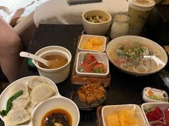 -金色印象·4k影院式足体养生(龙腾路店)