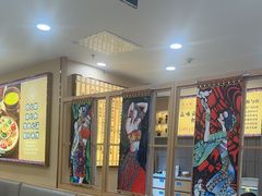 -花馬肆.云南过桥米线(汉神购物广场现场熬汤店)