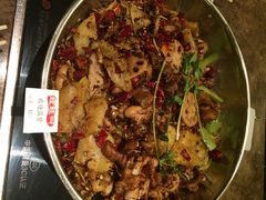 蛙蛙叫干锅年代(东直门簋街店)-蛙蛙叫干锅年代(簋街总店)