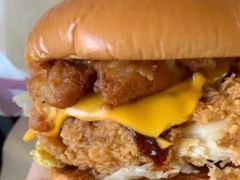 新年菠培鸡腿皇堡-汉堡王(北京三里屯购物中心)