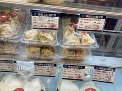 -白玉兰食品(中山公园龙之梦店)