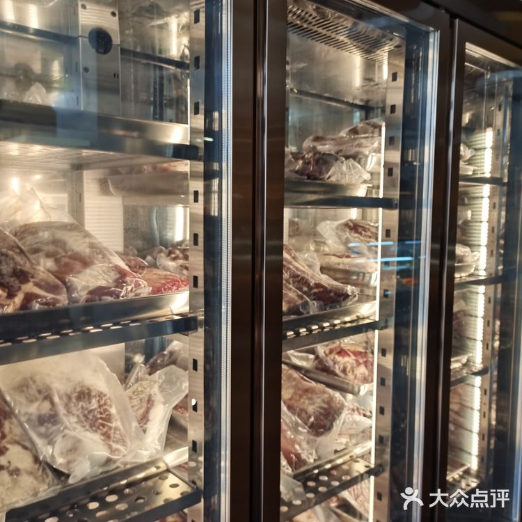 打卡米兰西点，榴莲爱好者福音[加油][加油]
