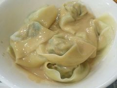 拌馄饨-潘国仙耳光馄饨(黄家阙路店)