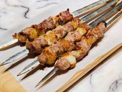 只用咸盐烤的羊肉串-丝路有约·烧烤·新疆菜(万宴城店)
