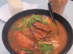 冬陰功雞翅米粉-华嫂冰室(尖沙咀店)