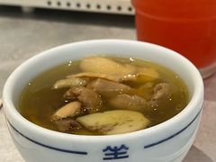 松茸鸡汤-一坐一忘云南菜(卓悦中心)