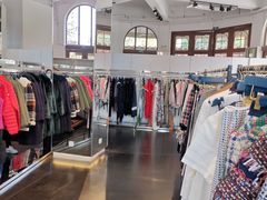 -TORY BURCH(比斯特苏州购物村店)