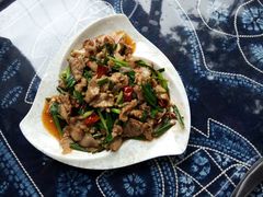 -杨老大生皮白族菜