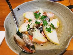 羊奶芝士配桃子及蓝莓-Laures·月桂西班牙碳烤餐厅(十尚坊店)